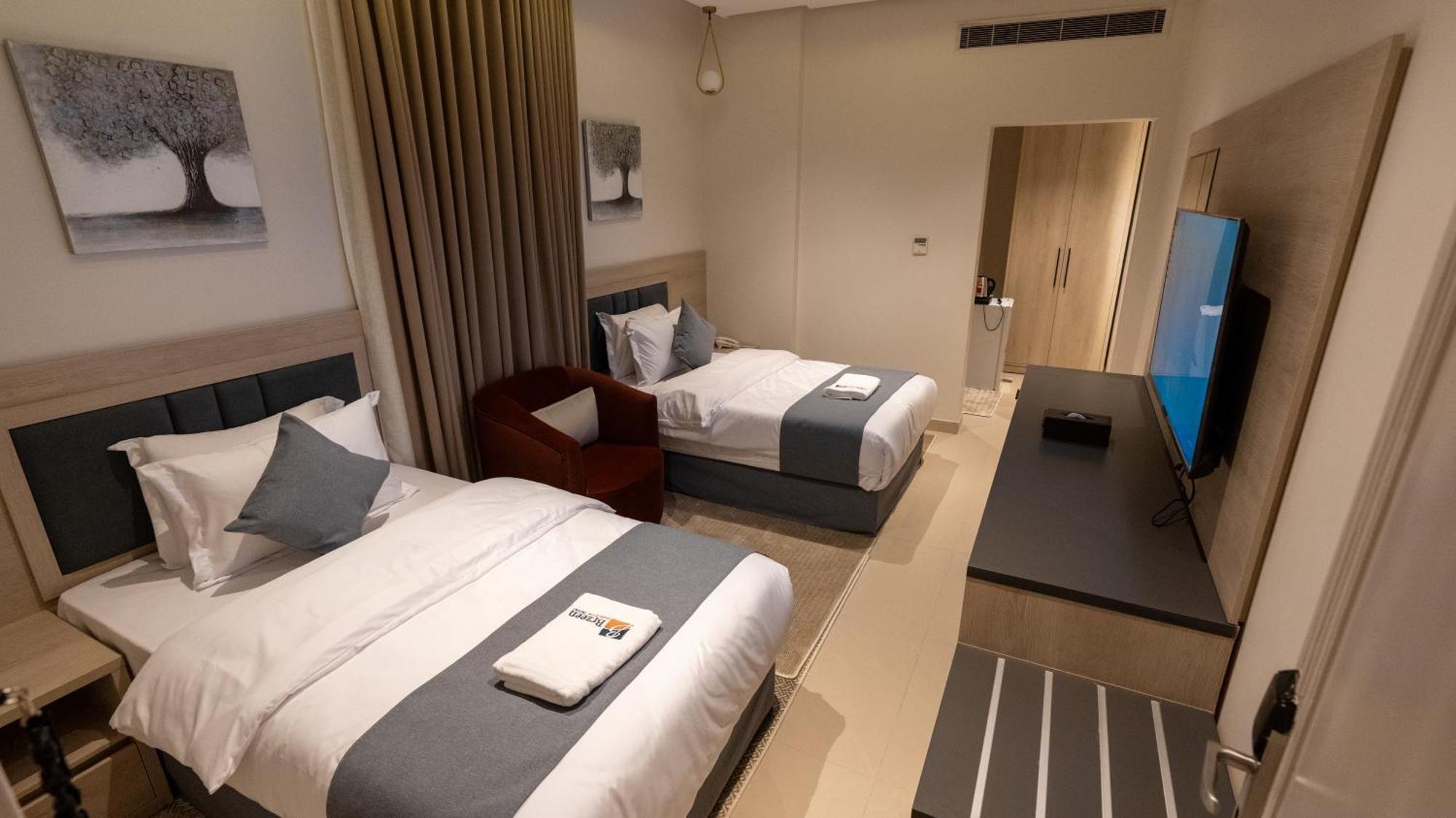 Brzeen Hotel Riyadh Ngoại thất bức ảnh