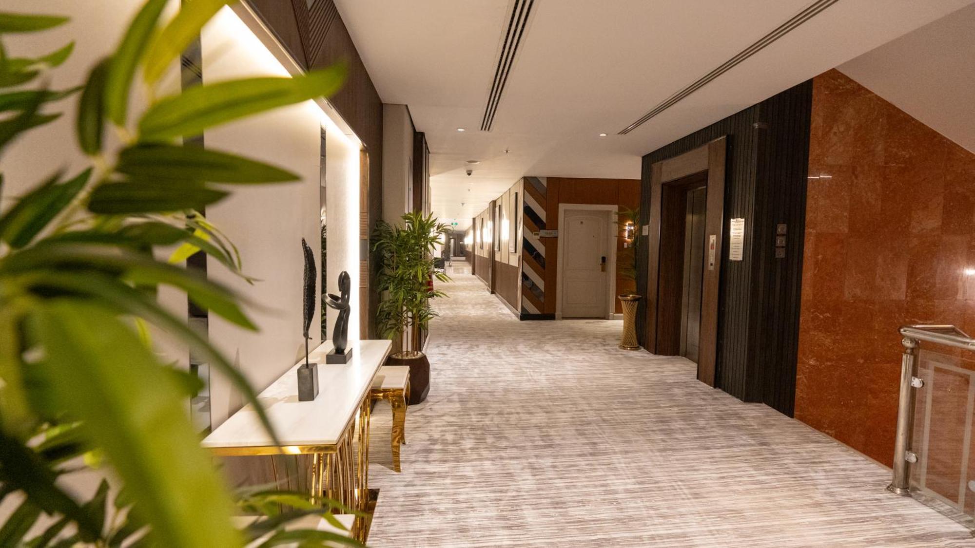Brzeen Hotel Riyadh Ngoại thất bức ảnh