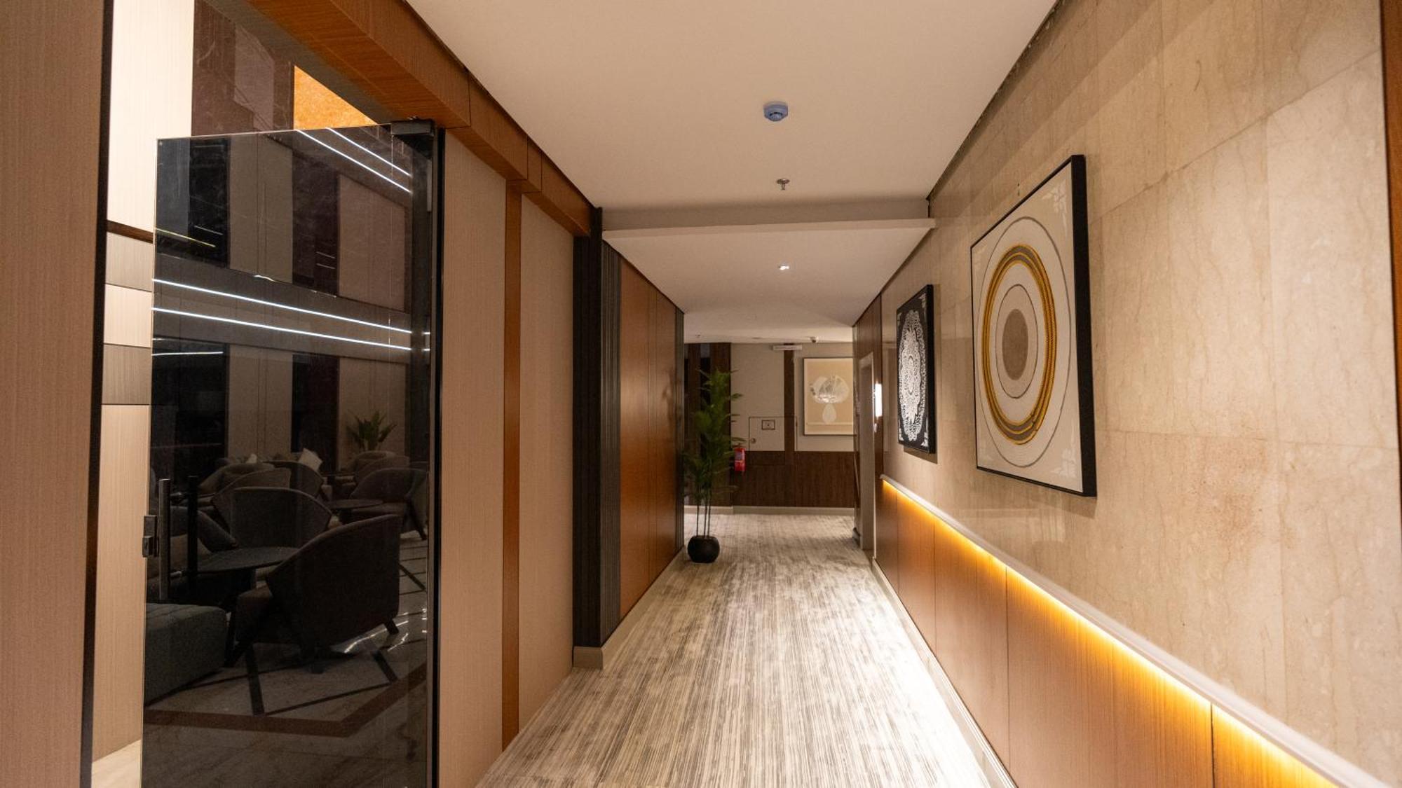 Brzeen Hotel Riyadh Ngoại thất bức ảnh